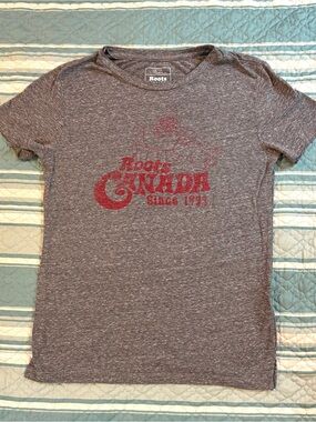 Roots Canada Women’s Graphic T-Shirt Gray Size X-Small